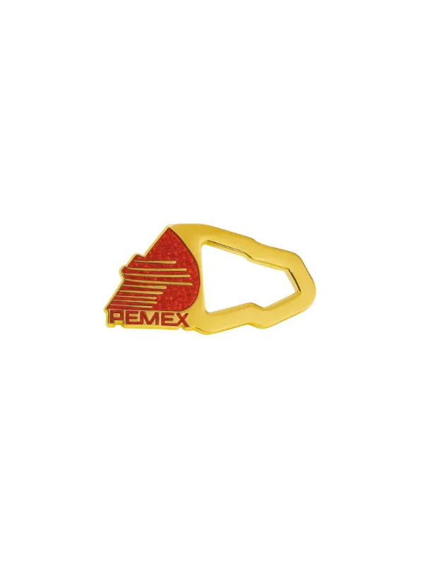 PIN کلاه NEWERA