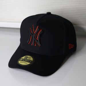 کلاه بیسبالی نیورا طرح NY red black مدل 9FORTY